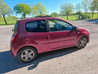 Usata Renault Twingo 75 CV (55 kW) 2012 Andere farben Utilitaria