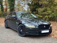 Gebraucht Jaguar XE 179 PS (131 kW) 2016 Schwarz Limousine
