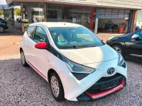 Gebraucht Toyota Aygo X-play 72 PS (52 kW) 2019 Weiß Kleinwagen