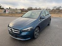 Gebraucht Mercedes B200 163 PS (119 kW) 2021 Blau Van / Kleinbus