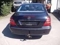 Gebraucht Mercedes E320 Avantgarde 224 PS (164 kW) 2003 Blau Limousine