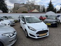 Gebraucht Ford Fiesta Trend 60 PS (44 kW) 2013 Frostweiß Kleinwagen