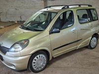 Gebraucht Toyota Yaris Verso Luna 86 PS (63 kW) 2001 Gold Van / Kleinbus
