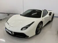 Gebraucht Ferrari 488 669 PS (492 kW) 2018 Weiß Cabrio