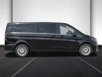 Gebraucht Mercedes V300 Avantgarde 237 PS (174 kW) 2025 Schwarz Van / Kleinbus