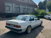 Gebraucht Mercedes 190 118 PS (86 kW) 1990 Weiß Limousine