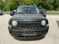 Gebraucht Jeep Patriot Sport 140 PS (102 kW) 2009 Grün SUV