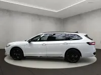 Gebraucht VW Passat R-line 150 PS (110 kW) 2026 Weiß metallic Kombi