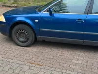 Gebraucht VW Passat 130 PS (95 kW) 2001 Blau Kombi