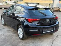 Gebraucht Opel Astra Edition 110 PS (80 kW) 2018 Schwarz Limousine