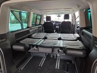 Gebraucht VW Multivan 150 PS (110 kW) 2022 Grau Van