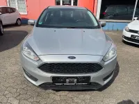 Gebraucht Ford Focus Trend 95 PS (69 kW) 2017 Silber Limousine