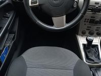 Gebraucht Opel Astra 115 PS (84 kW) 2008 Schwarz Kombi