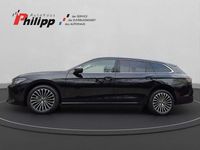 Gebraucht VW Passat Elegance 150 PS (110 kW) 2024 Grenadillschwarz Kombi