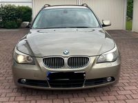 Gebraucht BMW 525 217 PS (159 kW) 2005 Grau Kombi