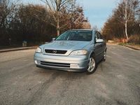 Gebraucht Opel Astra Edition 75 PS (55 kW) 1999 Silber Limousine