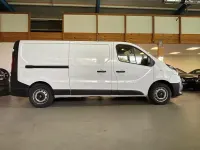Gebraucht Renault Trafic Komfort 120 PS (88 kW) 2016 Weiß Van / Kleinbus