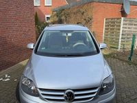 Gebraucht VW Golf V 105 PS (77 kW) 2007 Silber Kleinwagen