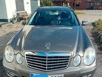 Gebraucht Mercedes E200 Avantgarde 184 PS (135 kW) 2006 Grau Limousine