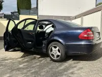 Gebraucht Mercedes E200 122 PS (89 kW) 2004 Blau Limousine