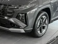 Neu Hyundai Tucson Select 239 PS (175 kW) 2025 Abyss black SUV