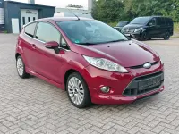 Gebraucht Ford Fiesta Titanium 90 PS (66 kW) 2010 Rot Kleinwagen