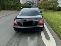 Gebraucht Mercedes E320 224 PS (164 kW) 2008 Schwarz Limousine