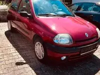 Gebraucht Renault Clio II 58 PS (42 kW) 2000 Rot Limousine