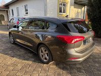 Gebraucht Ford Focus Titanium 150 PS (110 kW) 2019 Grau Kombi