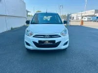 Gebraucht Hyundai i10 Edition 69 PS (50 kW) 2013 Weiß Kleinwagen