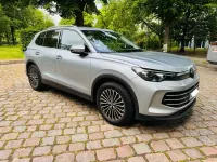 Gebraucht VW Tiguan Elegance 150 PS (110 kW) 2024 Silber SUV
