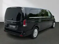 Gebraucht Mercedes V300 Avantgarde 237 PS (174 kW) 2024 Schwarz Van / Kleinbus