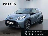 Neu Toyota Aygo 72 PS (52 kW) 2026 Celestite grey metallic/ dach mysticschwarz mica (grau) Kleinwagen