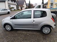 Gebraucht Renault Twingo Authentique 58 PS (42 kW) 2009 Silber Kleinwagen
