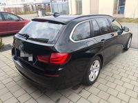 Gebraucht BMW 520 184 PS (135 kW) 2012 Schwarz Kombi