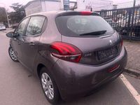 Gebraucht Peugeot 208 Active 83 PS (61 kW) 2019 Kleinwagen