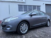 Gebraucht Renault Mégane III Luxe 131 PS (96 kW) 2010 Grau Limousine