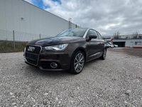 Gebraucht Audi A1 105 PS (77 kW) 2012 Blau Kleinwagen