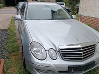 Gebraucht Mercedes E220 170 PS (125 kW) 2009 Silber Kombi
