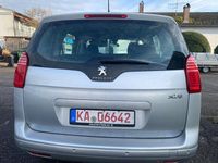 Gebraucht Peugeot 5008 Active 120 PS (88 kW) 2014 Silber Van / Kleinbus