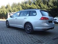 Gebraucht VW Golf VII Trendline 86 PS (63 kW) 2016 Reflexsilber metallic Kombi