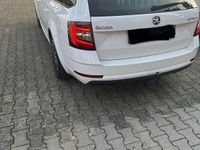 Gebraucht Skoda Octavia Ambition 150 PS (110 kW) 2020 Weiß Kombi