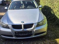 Gebraucht BMW 318 129 PS (94 kW) 2006 Silber Limousine