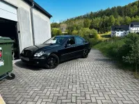 Gebraucht Mercedes 220 Elegance 150 PS (110 kW) 2006 Schwarz Limousine
