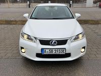 Gebraucht Lexus CT200h Dynamic Line 99 PS (72 kW) 2011 Weiß Limousine