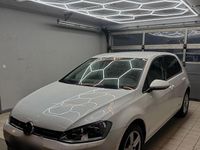 Gebraucht VW Golf VII 105 PS (77 kW) 2013 Weiß Kleinwagen