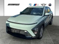 Neu Hyundai Kona Select 150 PS (110 kW) 2026 Grün SUV
