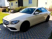 Gebraucht Mercedes E200 Exclusive 150 PS (110 kW) 2019 Gelb Limousine