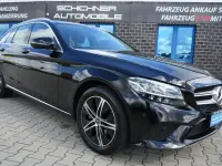 Gebraucht Mercedes C220 194 PS (142 kW) 2021 Schwarz Kombi