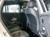 Gebraucht Mercedes GLA200 163 PS (119 kW) 2024 Weiß SUV